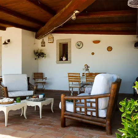 Antica Caresi أولبيا