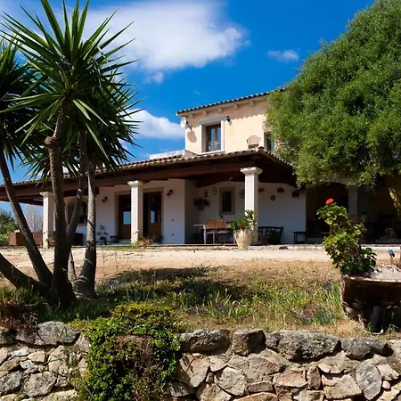 Antica Caresi Bed & Breakfast