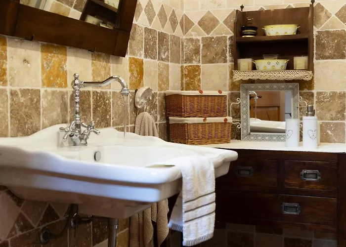 Alojamento de Acomodação e Pequeno-almoço Antica Caresi *